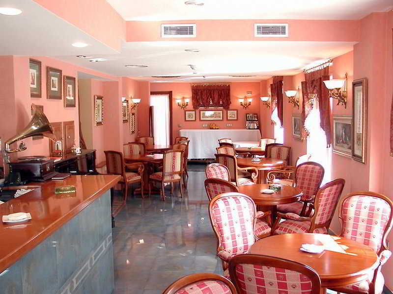 Ayre Hotel Alfonso II Oviedo Restaurant photo